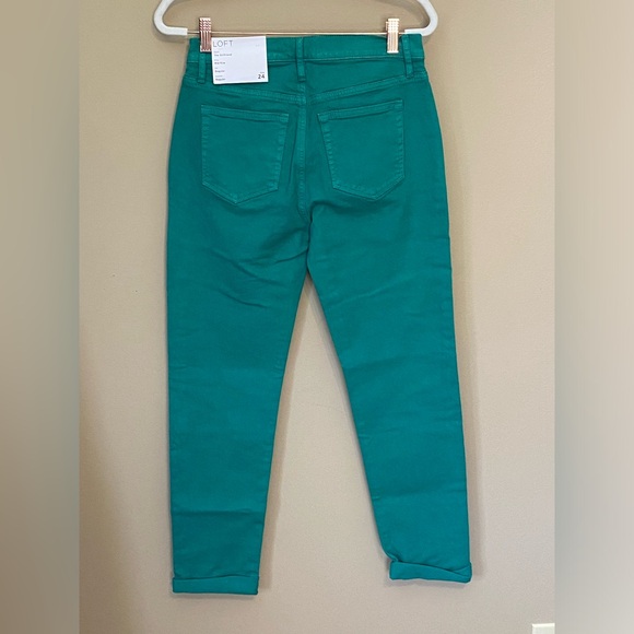 Loft The Girlfriend mid rise jean in green - Picture 5 of 7